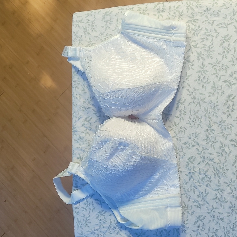 Bra size 48b eur